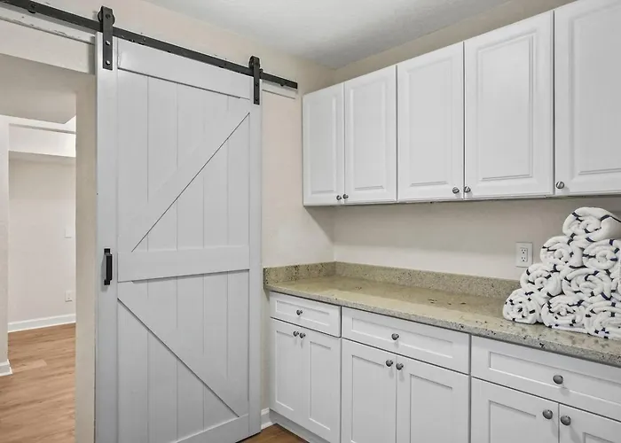 Holiday home New! Waterfront, Pool, Kayaks, Walk To Clearwater Beach